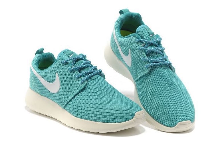  Nike Roshe Run