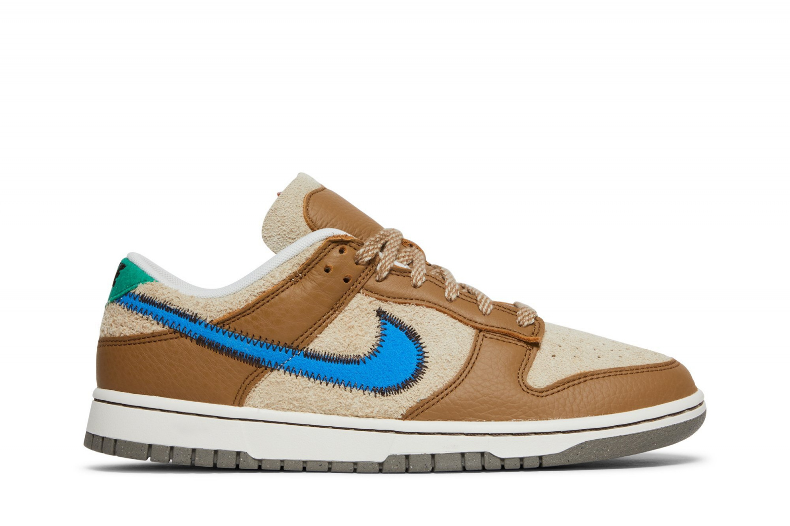 Nike SB Dunk Low "Dark Driftwood"