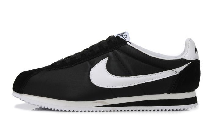  Nike Cortez