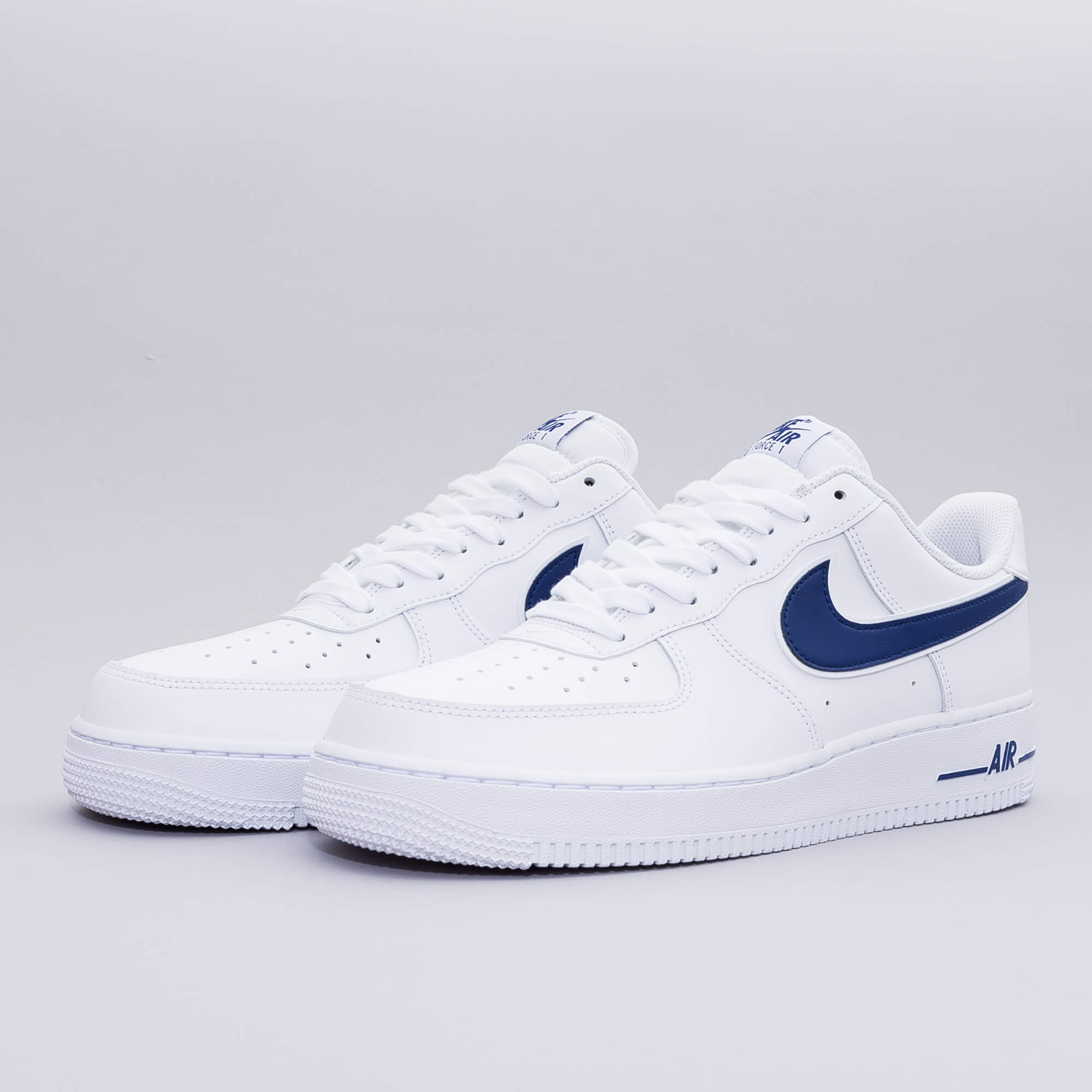 Nike Air Force 1 LV8, белый с синим, кожа, мужские